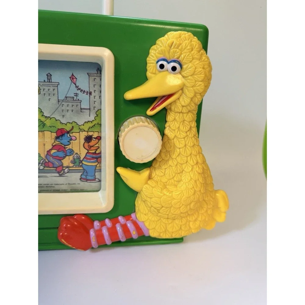 Vintage 1988 Sesame Street Toy Working TV Wind Up Music Box Big Bird 80s Baby